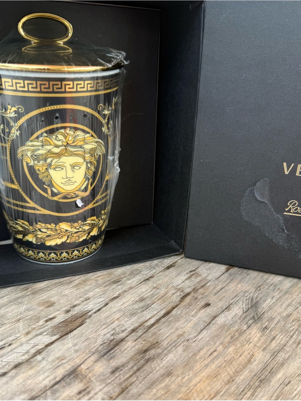 NWT Versace Virtus Gala Black & Gold Medusa Candle with Lid ret $500